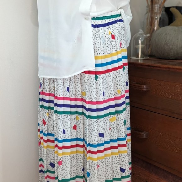 Original vintage pleated maxi skirt from the 1980s - Picture 9 of 9